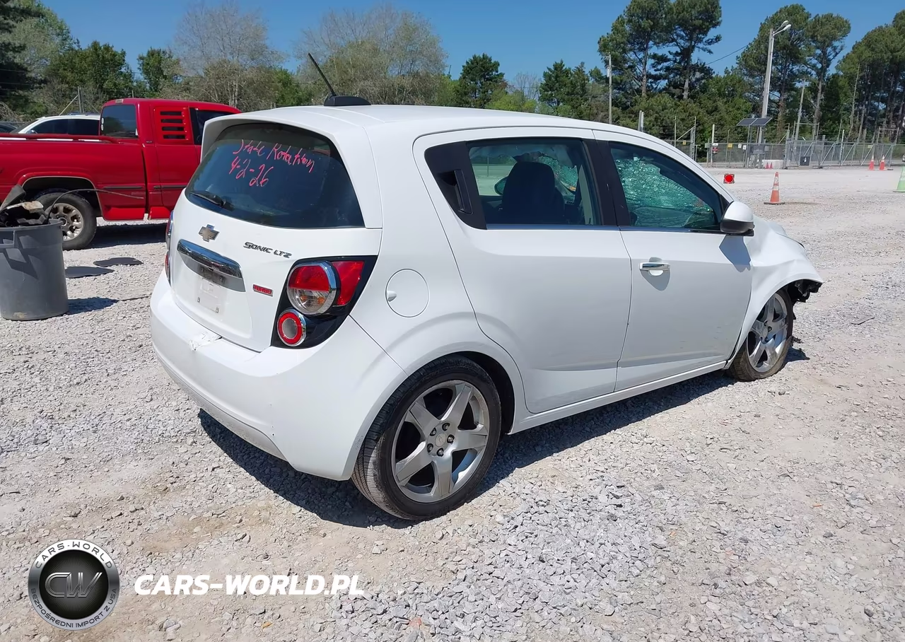 2016 Chevrolet Sonic Ltz Auto VIN:1G1JE6SB6G4150147 - 4