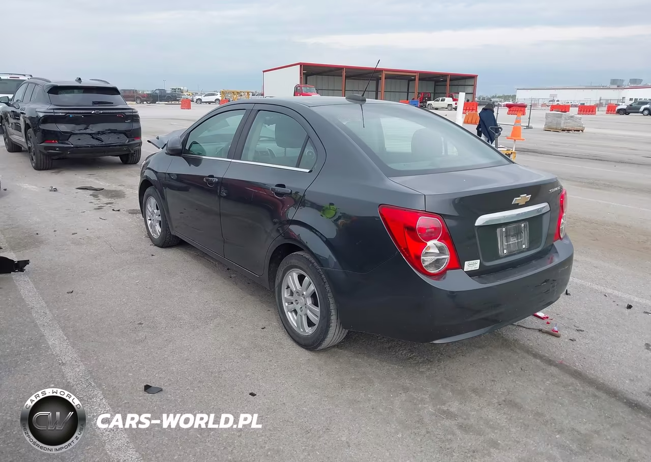 2015 Chevrolet Sonic Lt Auto VIN:1G1JC5SH6F4181496 - 3
