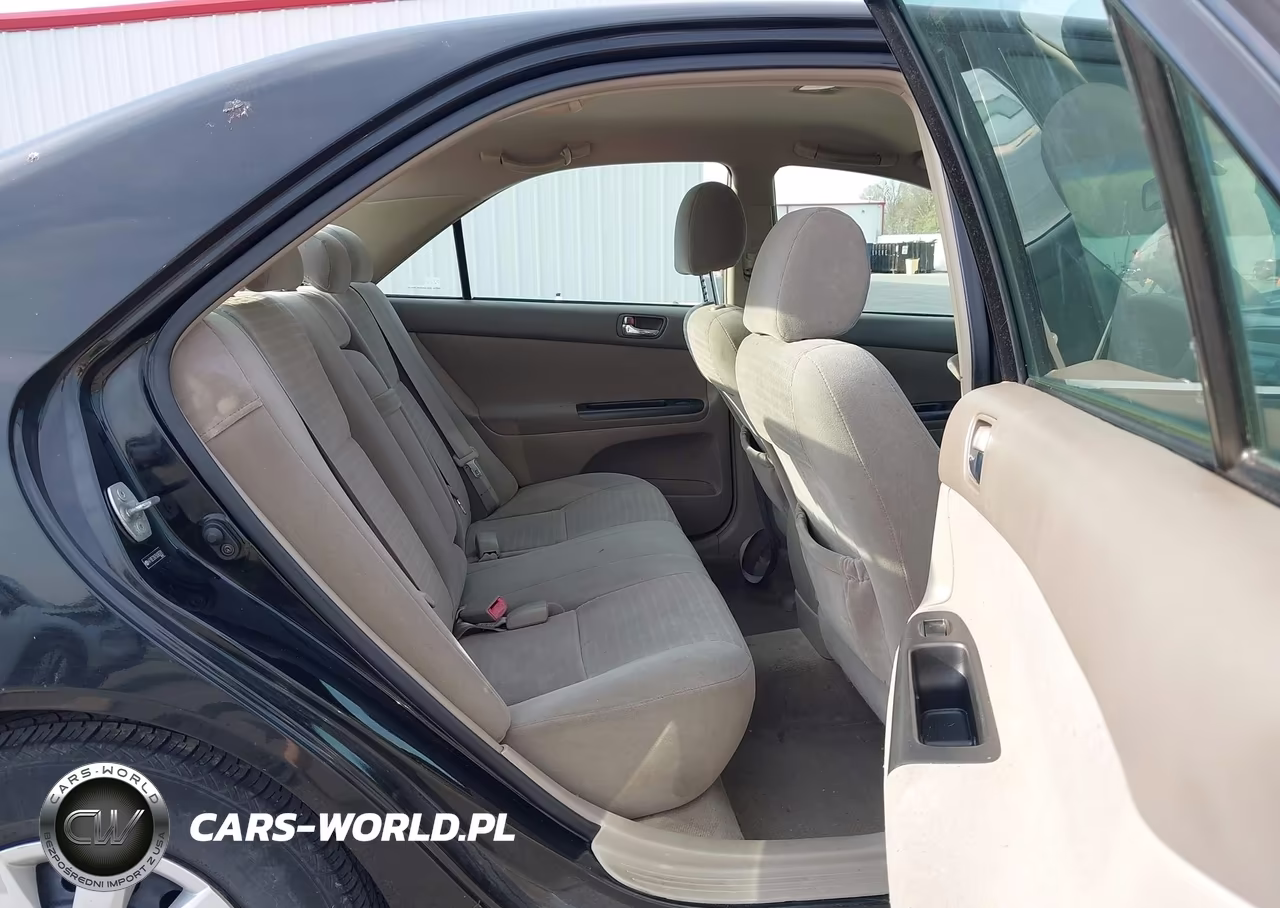 2005 Toyota Camry Le VIN:4T1BE32K75U383781 - 8