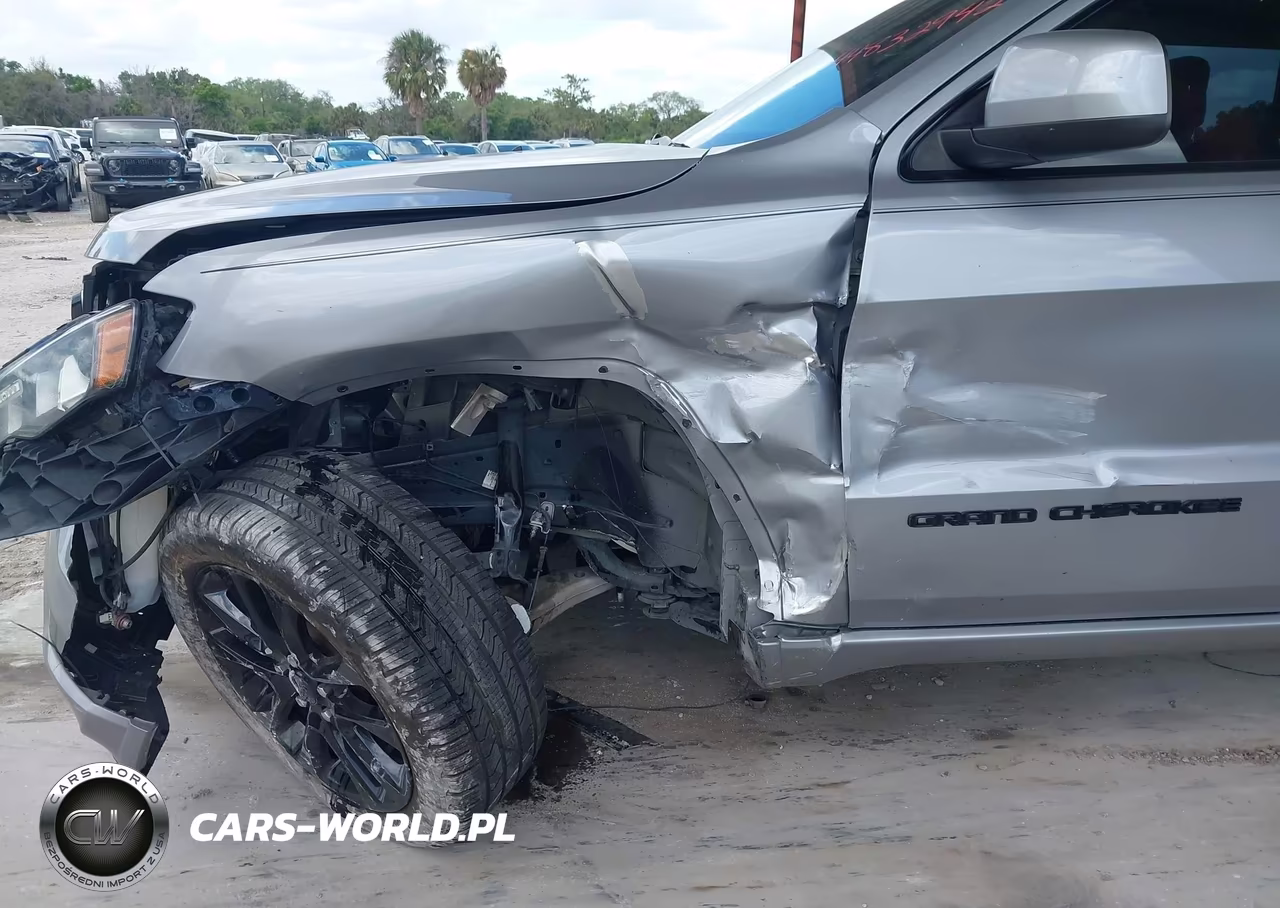 2020 Jeep Grand Cherokee Altitude 4X2 VIN:1C4RJEAG9LC161074 - 6