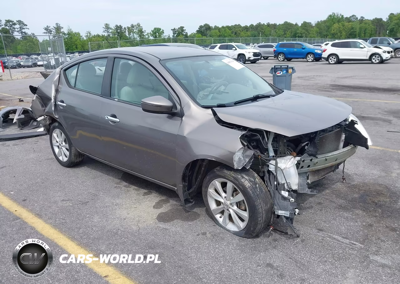 2015 Nissan Versa 1.6 Sl