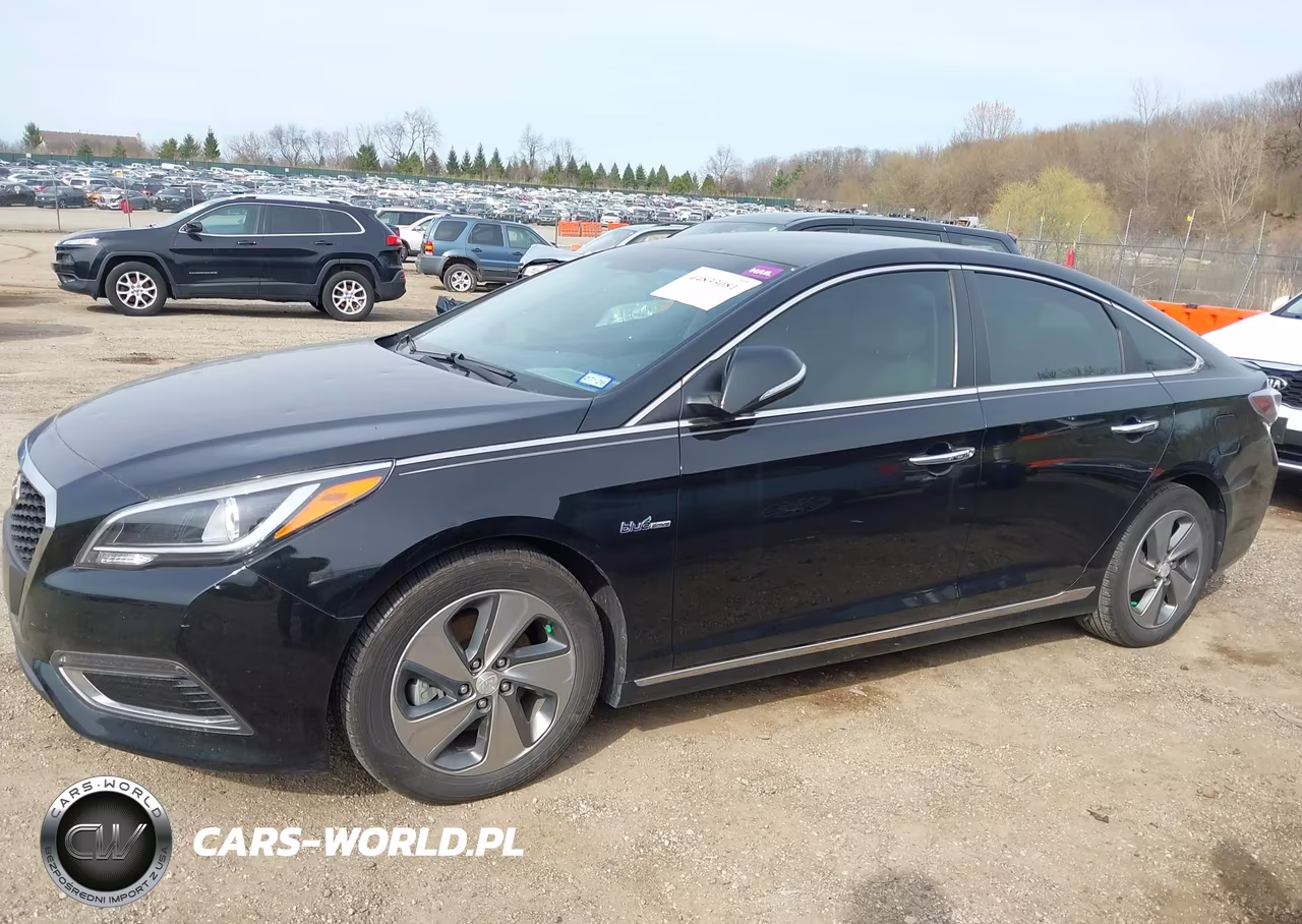 2017 Hyundai Sonata Hybrid Limited VIN:KMHE34L38HA071300 - 14