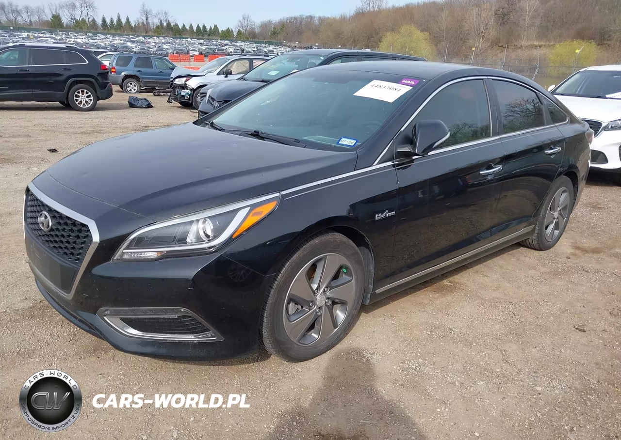 2017 Hyundai Sonata Hybrid Limited VIN:KMHE34L38HA071300 - 2
