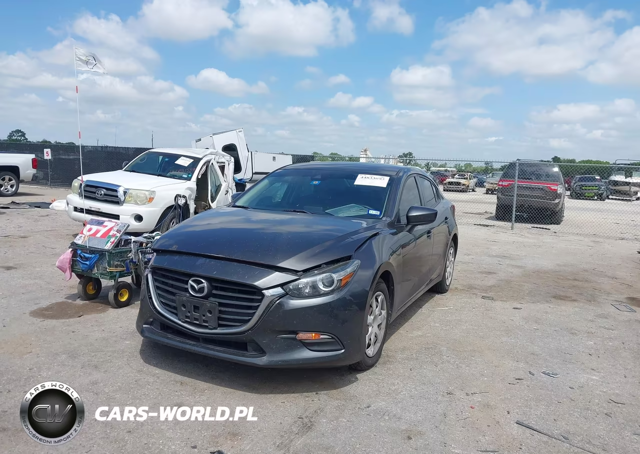 2018 Mazda Mazda3 Sport VIN:3MZBN1U7XJM250672 - 2