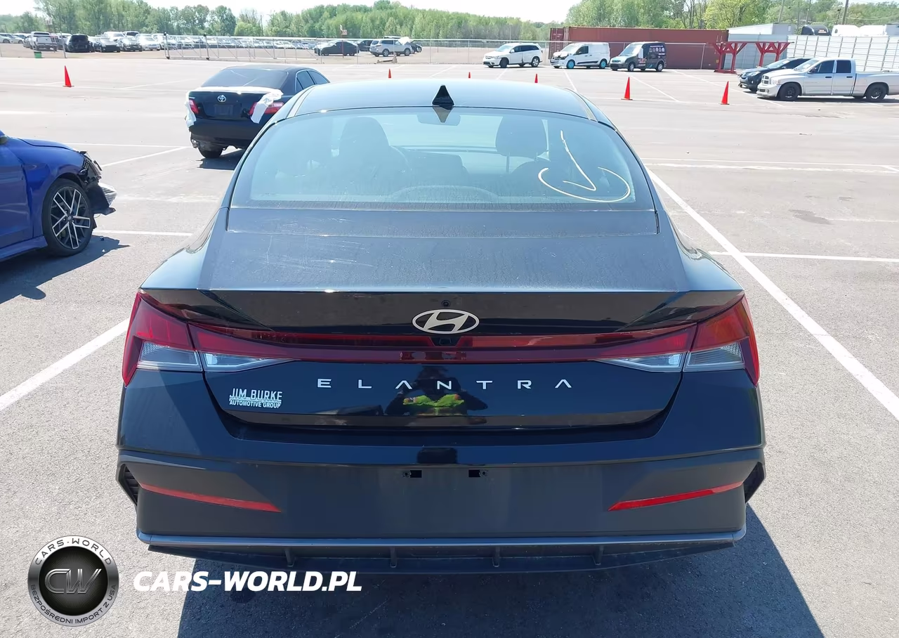2024 Hyundai Elantra Sel VIN:KMHLM4DG9RU733441 - 17