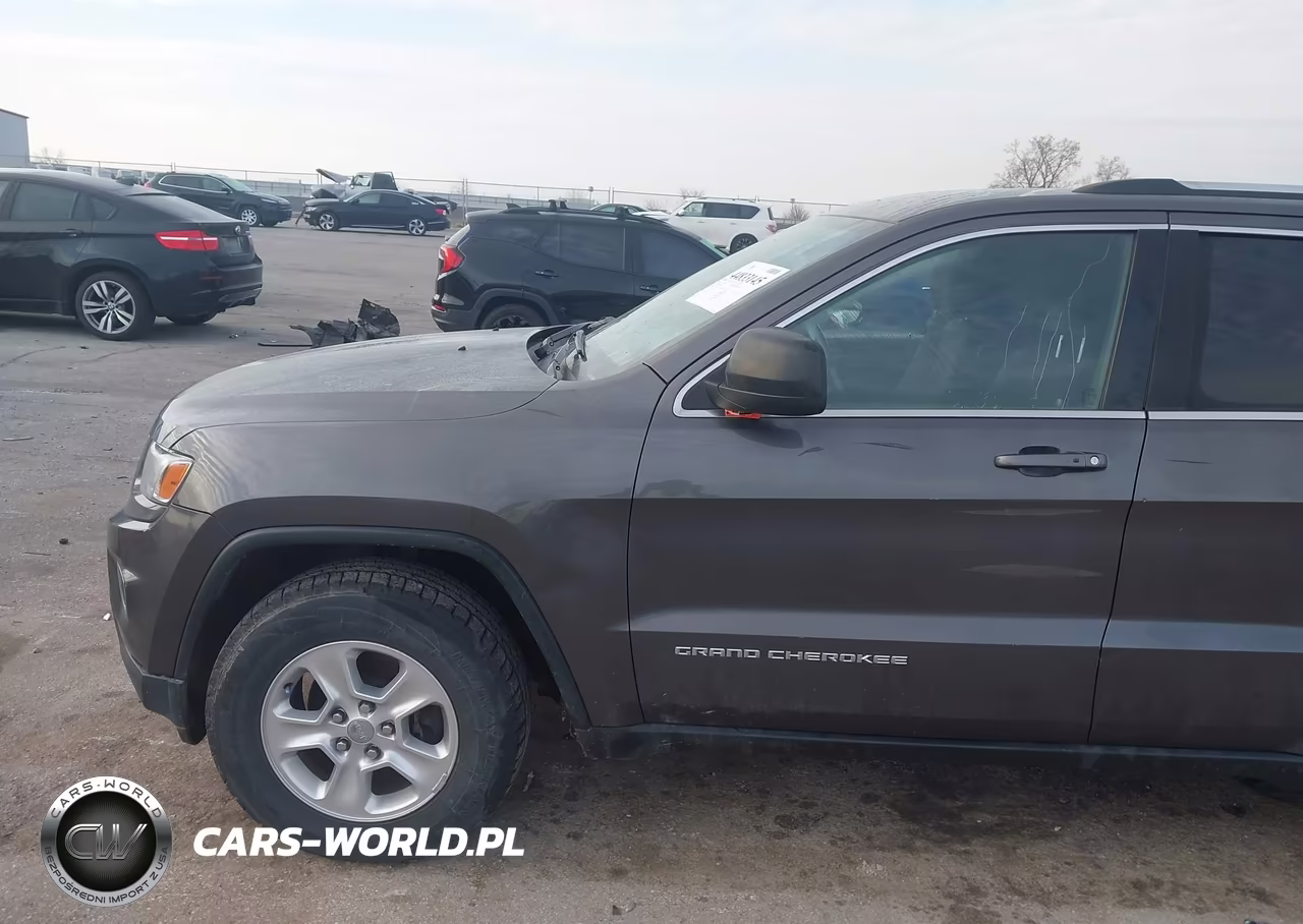 2014 Jeep Grand Cherokee Laredo VIN:1C4RJEAG1EC179510 - 19