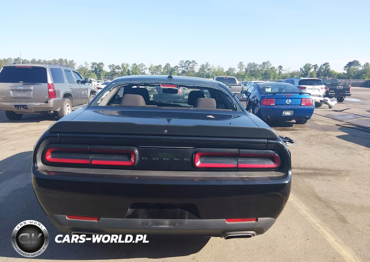 2021 Dodge Challenger Sxt VIN:2C3CDZAG0MH552430 - 16