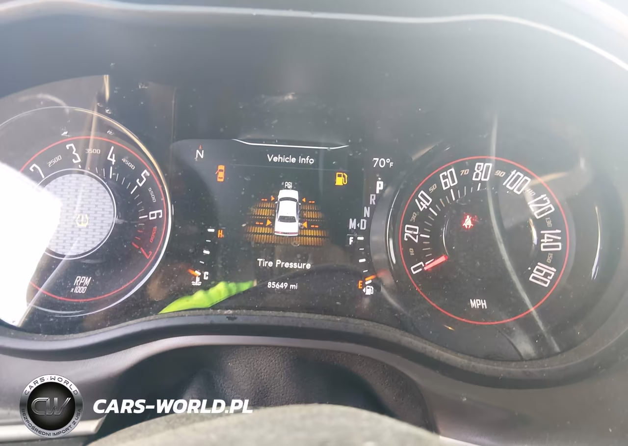 2021 Dodge Challenger Sxt VIN:2C3CDZAG0MH552430 - 7