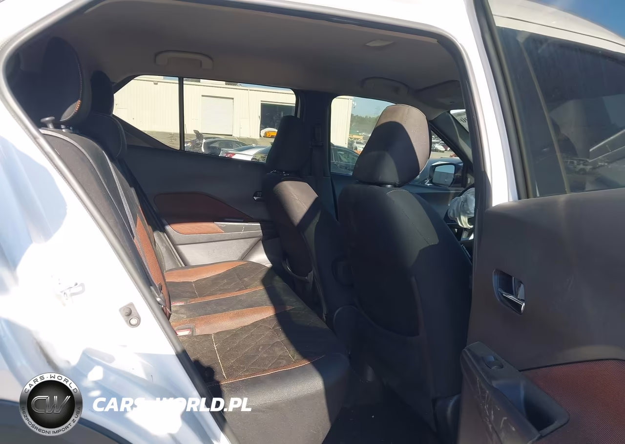2019 Nissan Kicks Sr VIN:3N1CP5CU0KL511219 - 8