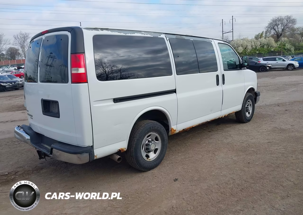 2011 Chevrolet Express 3500 Lt VIN:1GAZGYFG4B1131704 - 4
