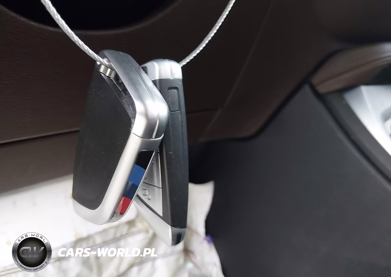 2018 BMW X1 xDrive28I VIN:WBXHT3C30J5F91099 - 11