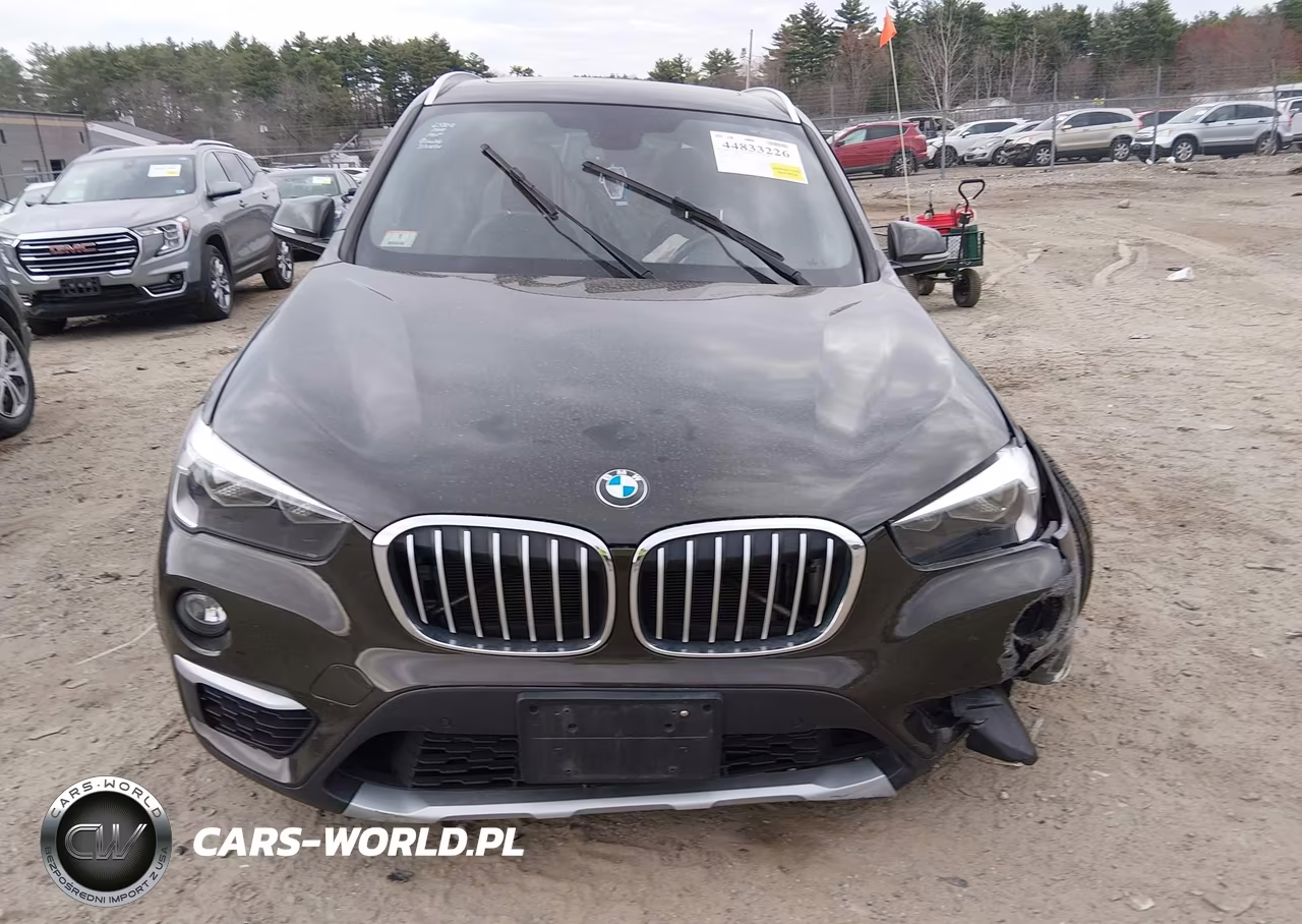 2018 BMW X1 xDrive28I VIN:WBXHT3C30J5F91099 - 12