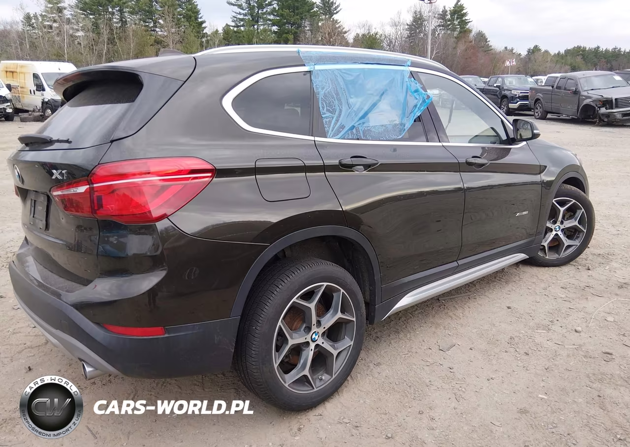 2018 BMW X1 xDrive28I VIN:WBXHT3C30J5F91099 - 4