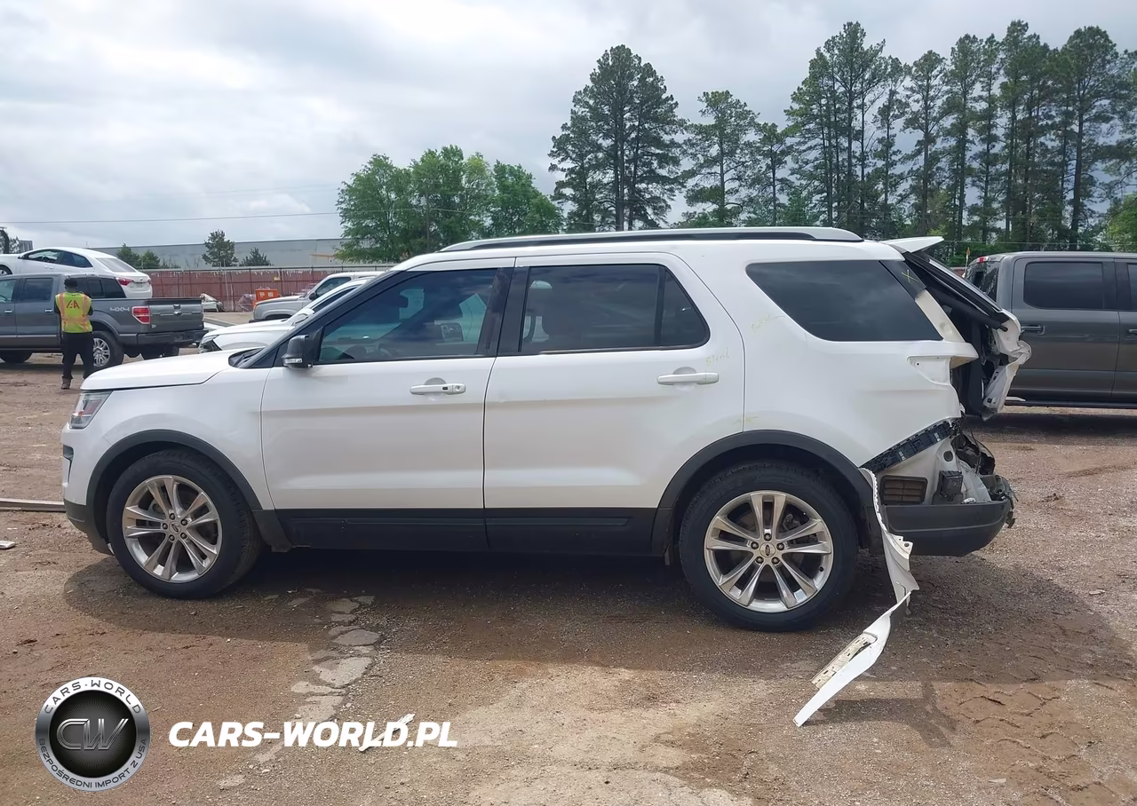 2019 Ford Explorer Xlt VIN:1FM5K7D85KGB38678 - 14