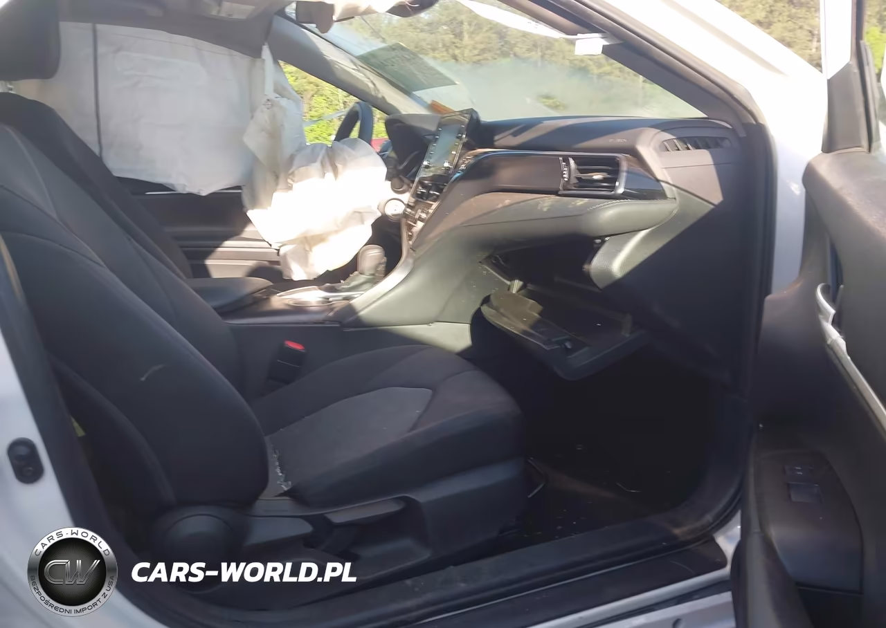 2022 Toyota Camry Le VIN:4T1C11AK0NU633433 - 5