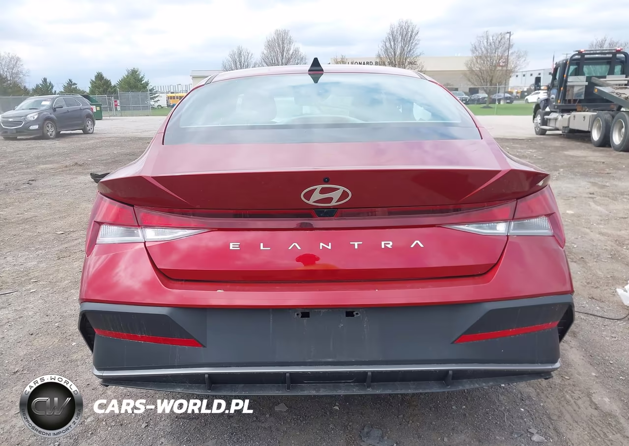 2024 Hyundai Elantra Se VIN:KMHLL4DG7RU845772 - 17