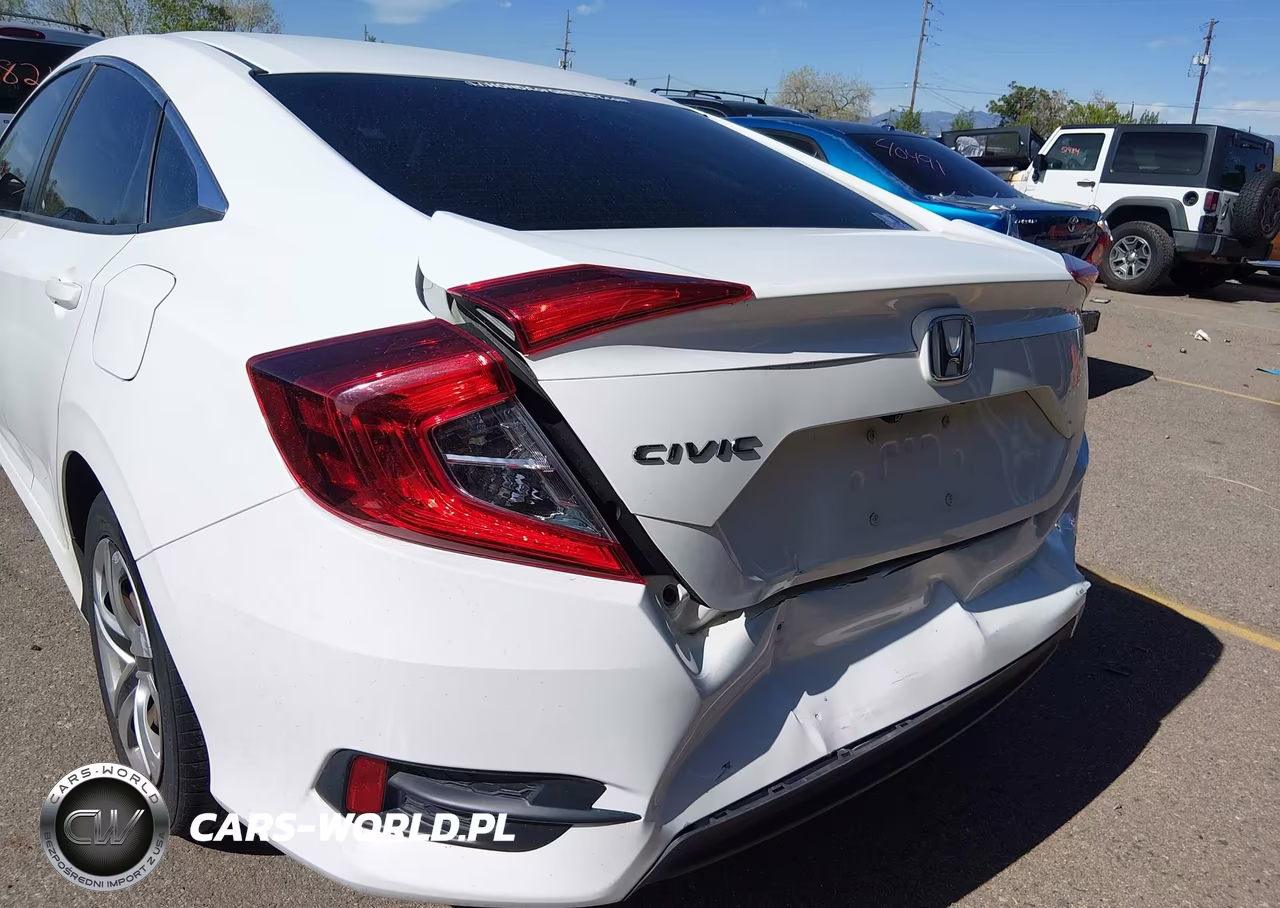 2018 Honda Civic Lx VIN:2HGFC2F55JH601743 - 17