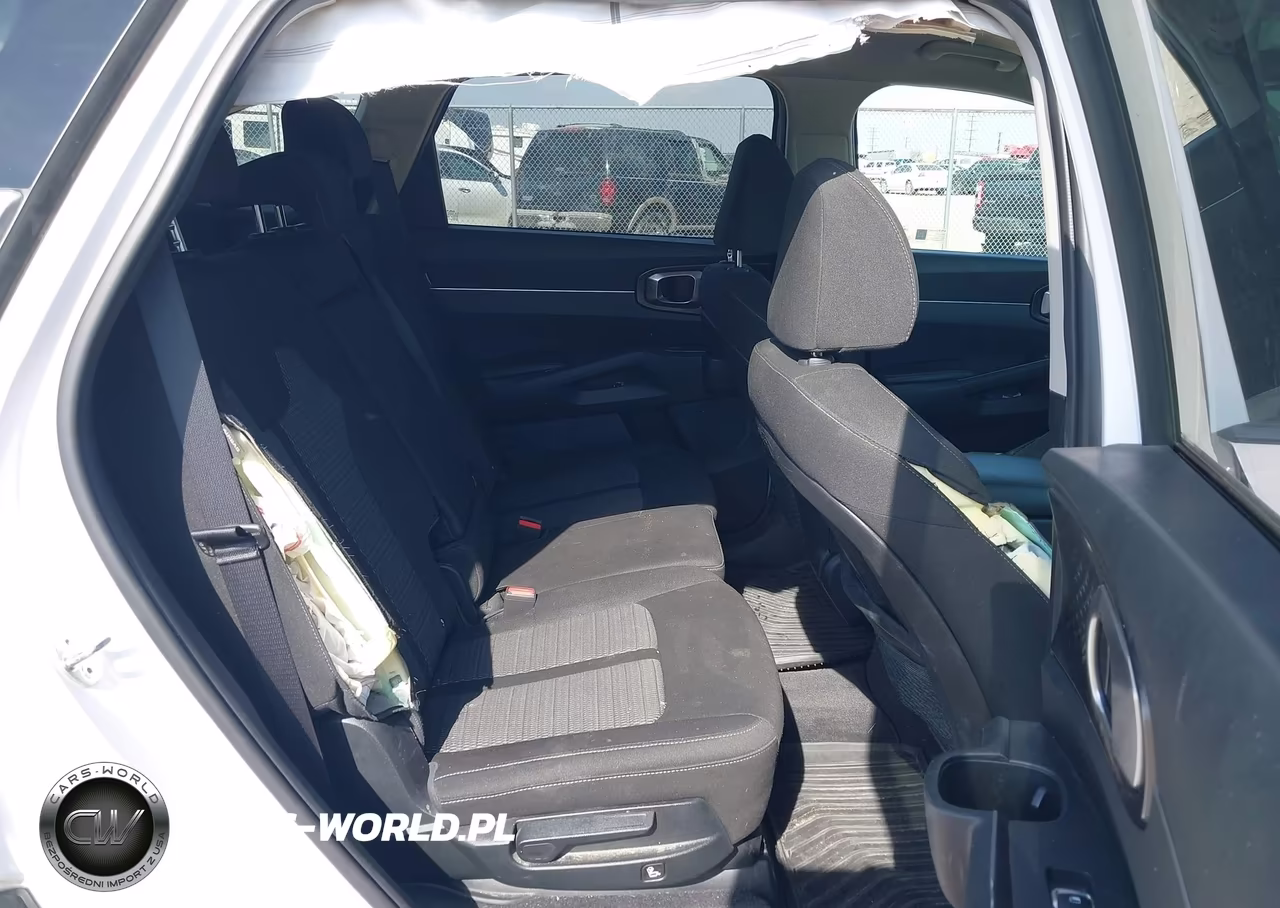 2024 Kia Sorento Lx VIN:5XYRG4JCXRG281668 - 8
