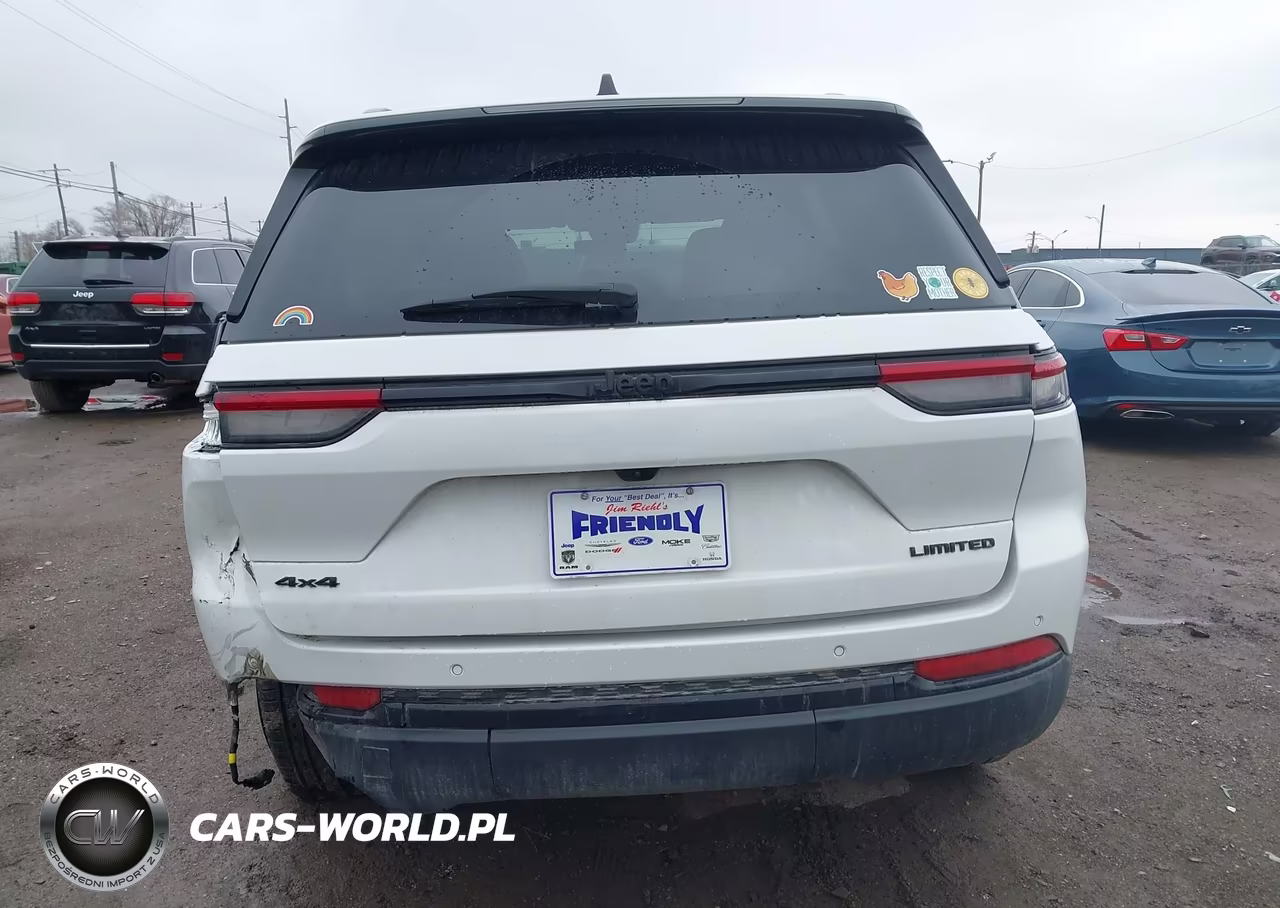 2025 Jeep Grand Cherokee Limited 4X4 VIN:1C4RJHBG4SC333168 - 16