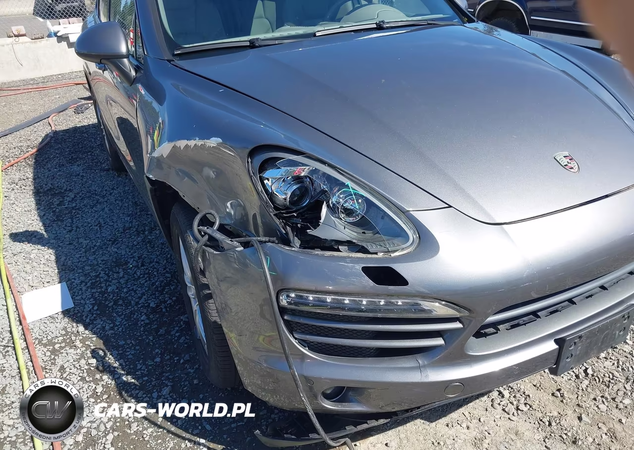 2011 Porsche Cayenne VIN:WP1AA2A24BLA08227 - 6