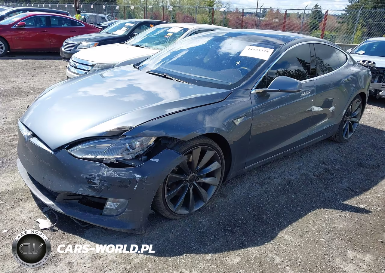 2013 Tesla Model S VIN:5YJSA1CN4DFP13610 - 2