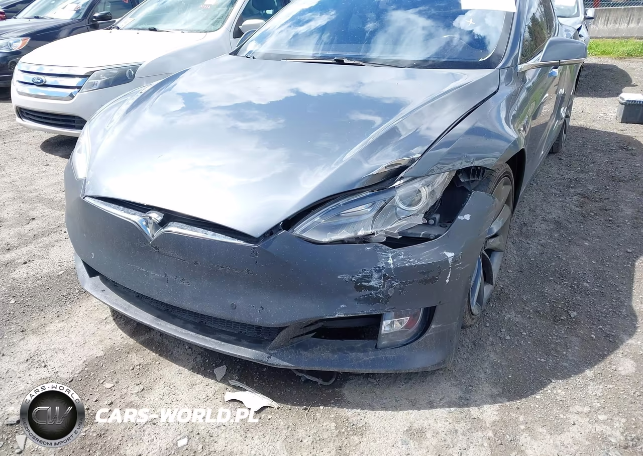 2013 Tesla Model S VIN:5YJSA1CN4DFP13610 - 6