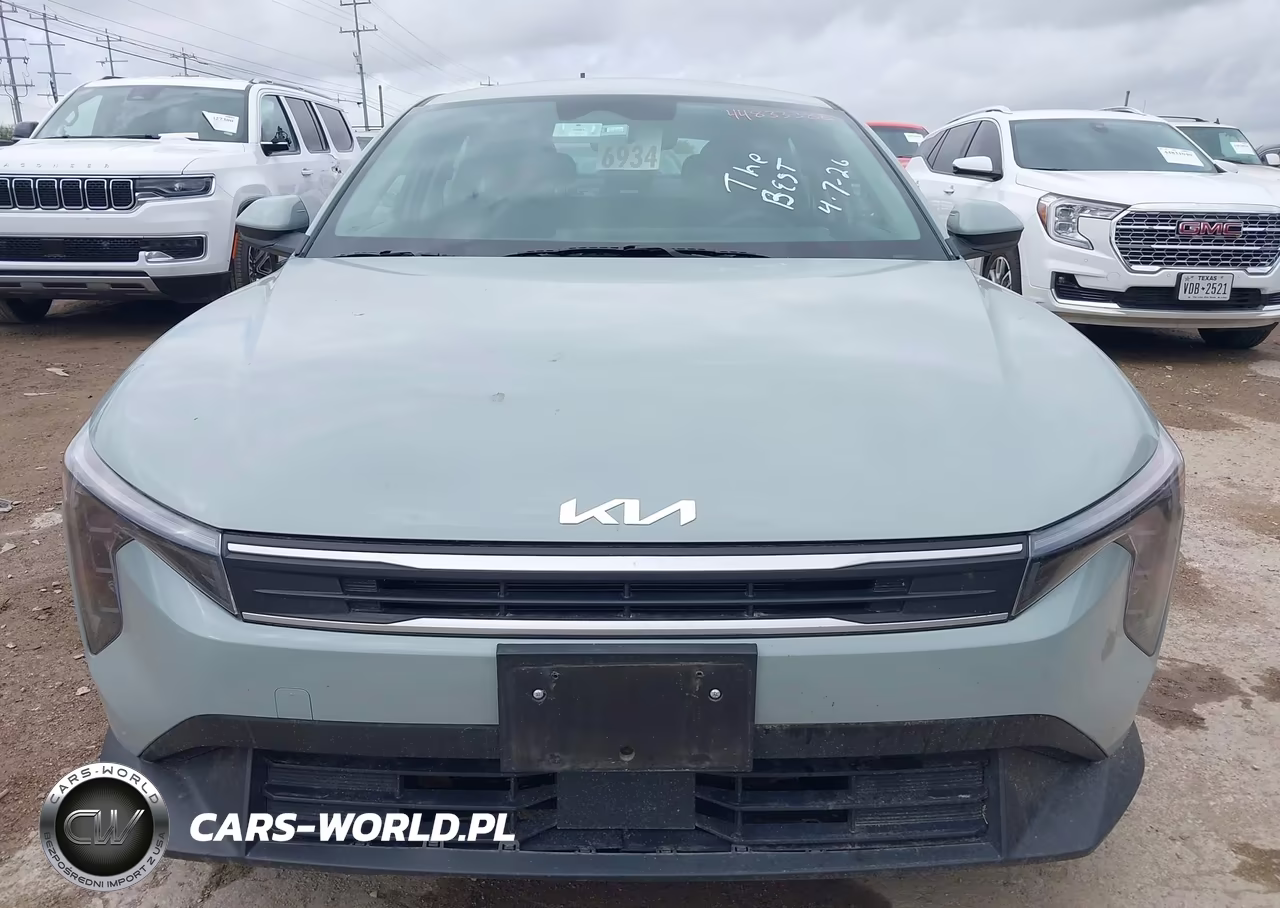 2025 Kia K4 Lxs VIN:3KPFT4DE2SE040718 - 12