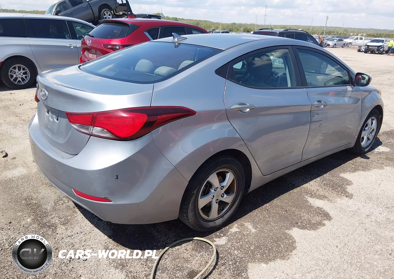 2015 Hyundai Elantra Se VIN:5NPDH4AE1FH566904 - 4