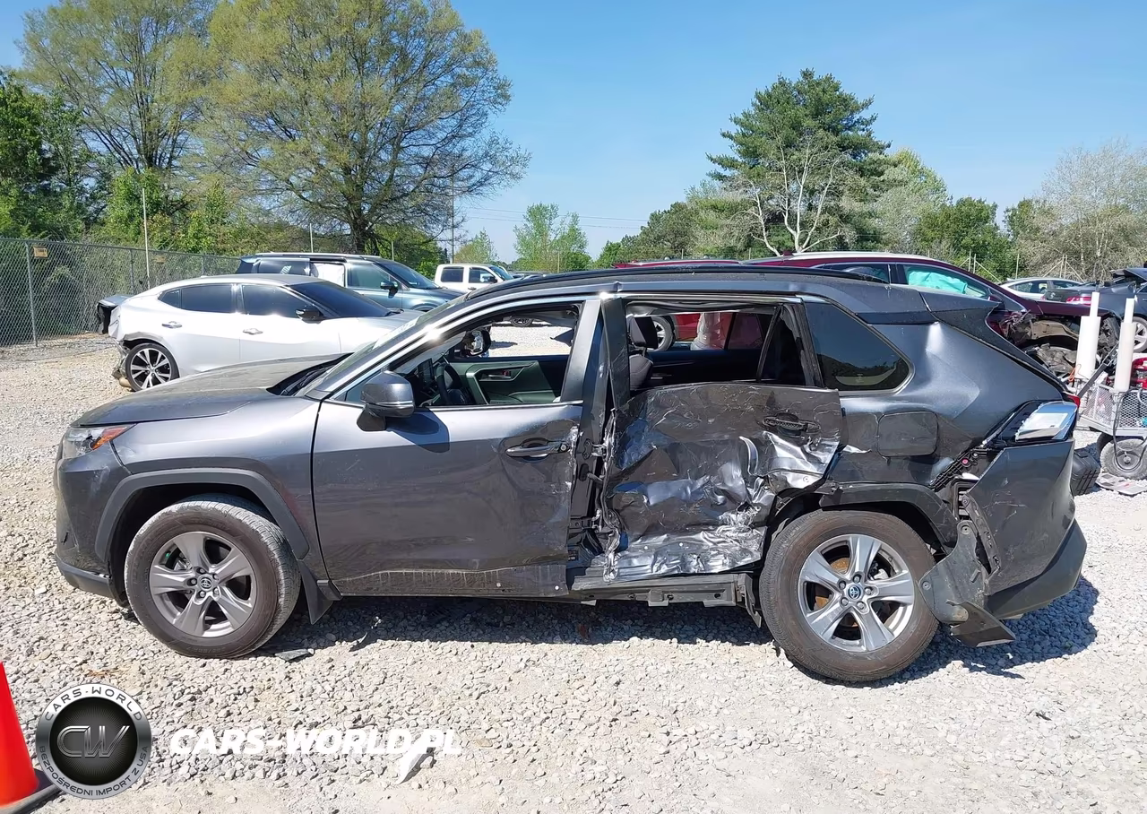 2022 Toyota Rav4 Hybrid Xle VIN:JTMRWRFV4ND148357 - 14