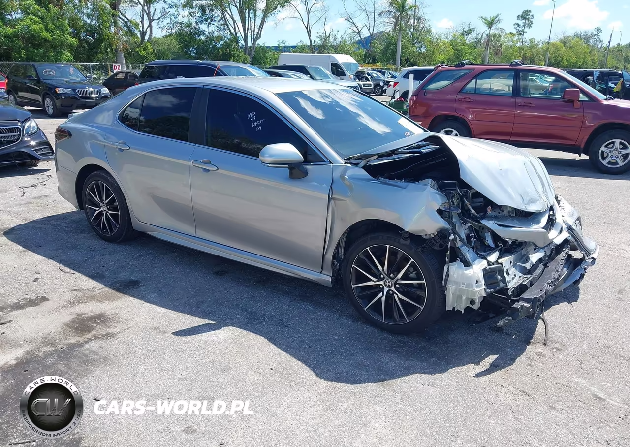2021 Toyota Camry Se – zdjęcie 1 z 19