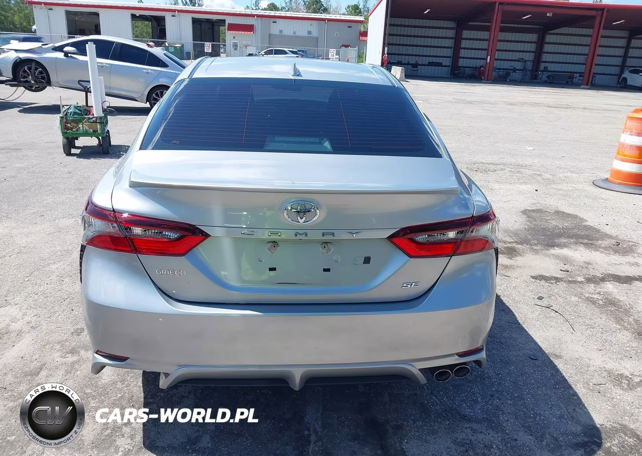 2021 Toyota Camry Se VIN:4T1T11AK6MU486615 - 15