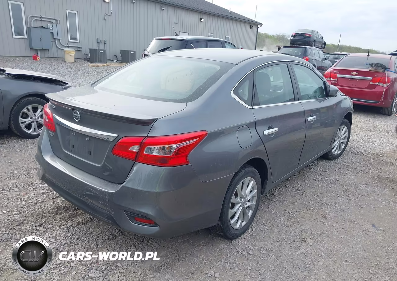 2017 Nissan Sentra S VIN:3N1AB7AP1HY281071 - 4