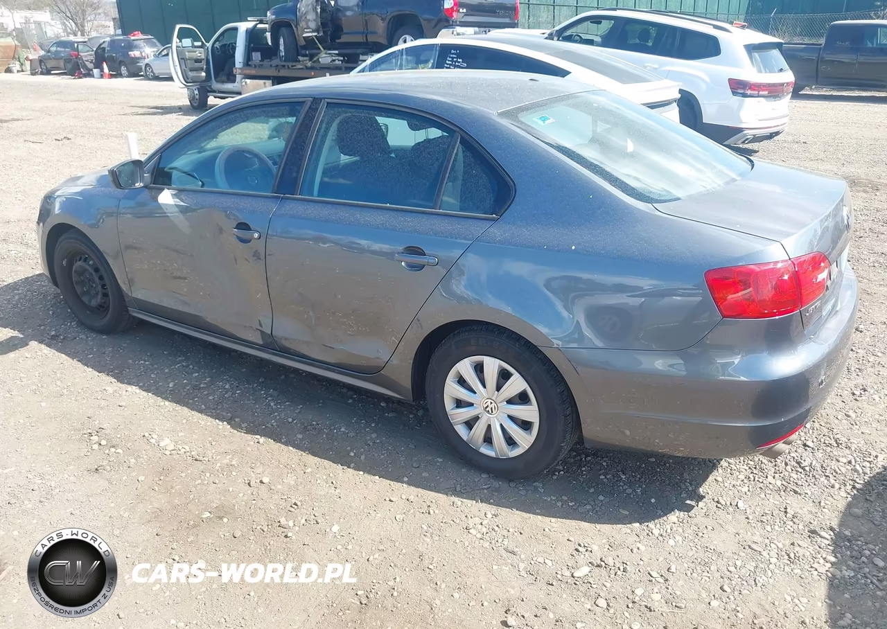 2014 Volkswagen Jetta 2.0L S VIN:3VW2K7AJ7EM241056 - 3