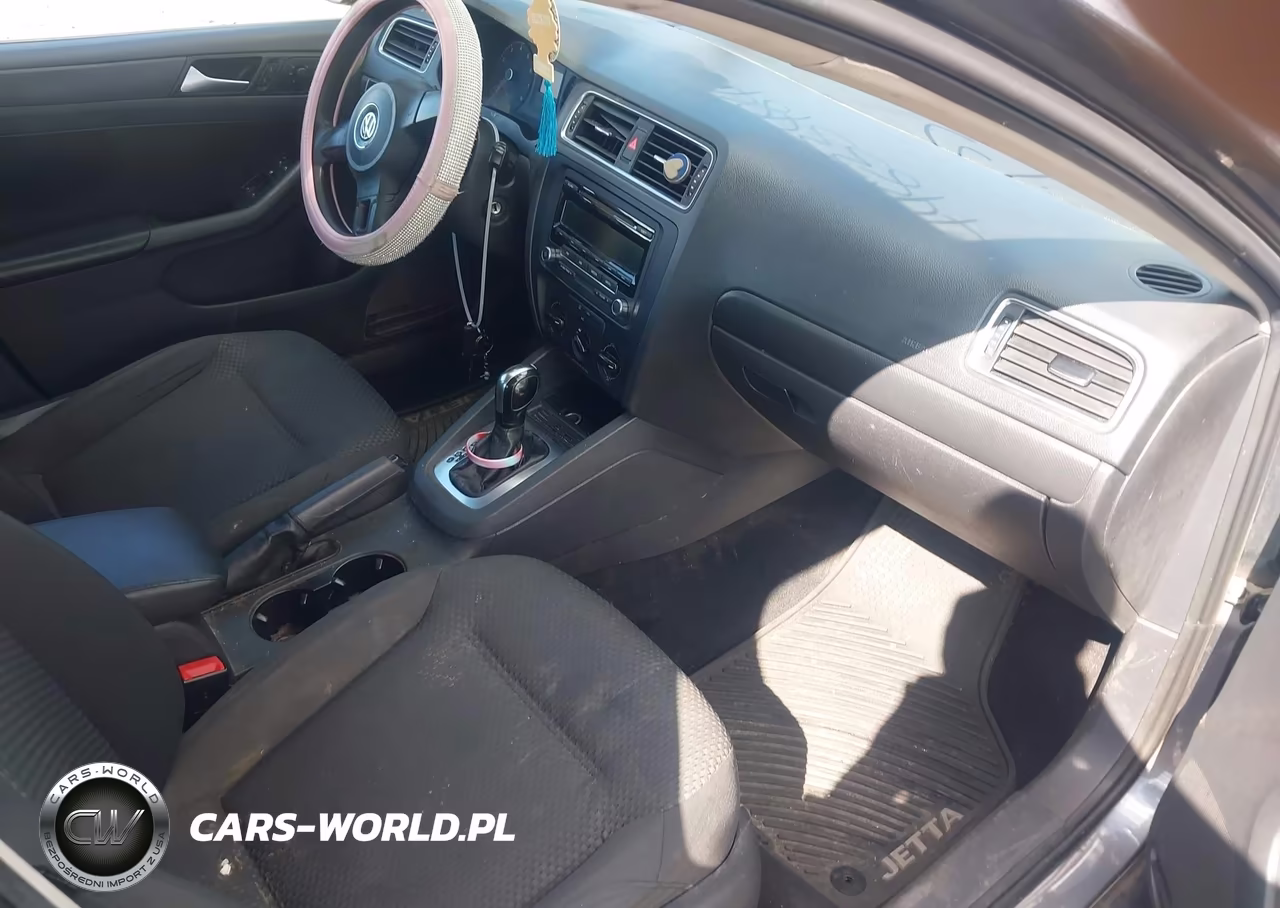 2014 Volkswagen Jetta 2.0L S VIN:3VW2K7AJ7EM241056 - 5