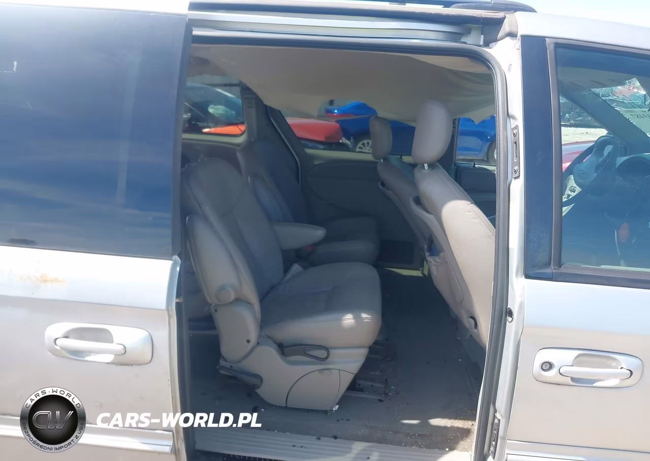 2002 Chrysler Town & Country Lxi VIN:2C4GP54L92R542914 - 8