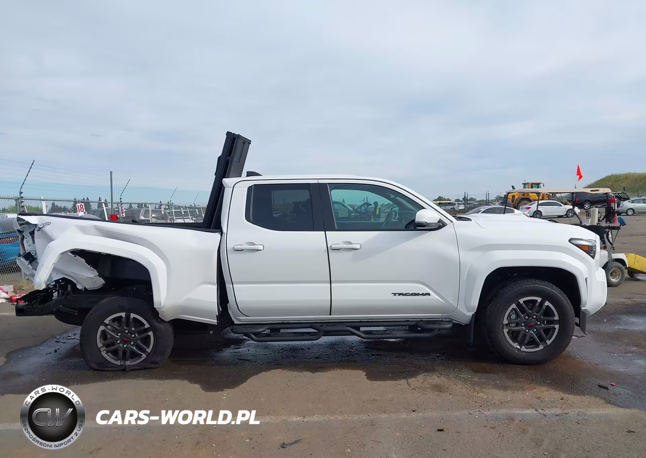 2025 Toyota Tacoma Trd Sport VIN:3TMLB5JN5SM158008 - 14