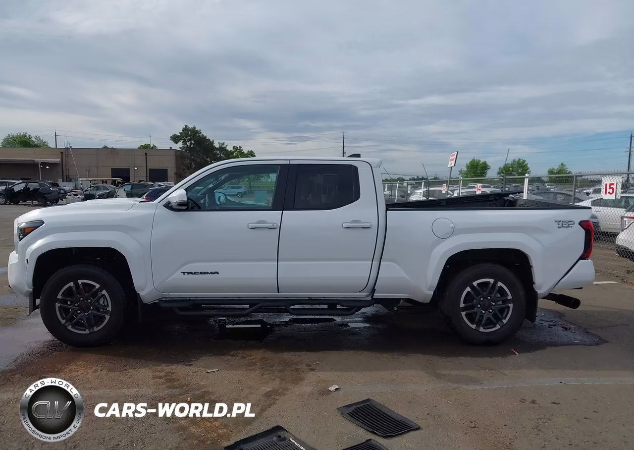 2025 Toyota Tacoma Trd Sport VIN:3TMLB5JN5SM158008 - 15
