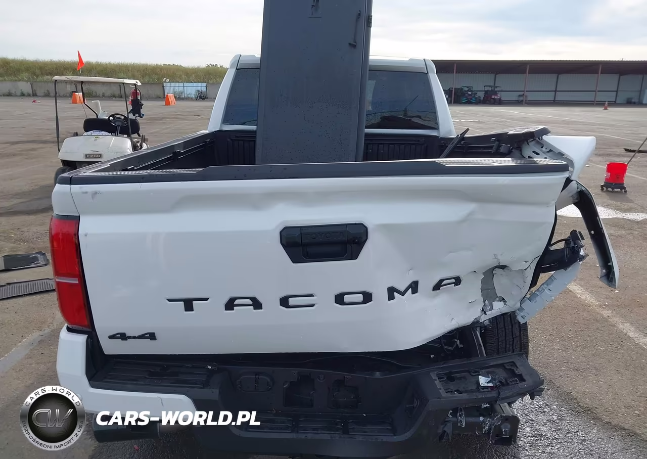 2025 Toyota Tacoma Trd Sport VIN:3TMLB5JN5SM158008 - 17