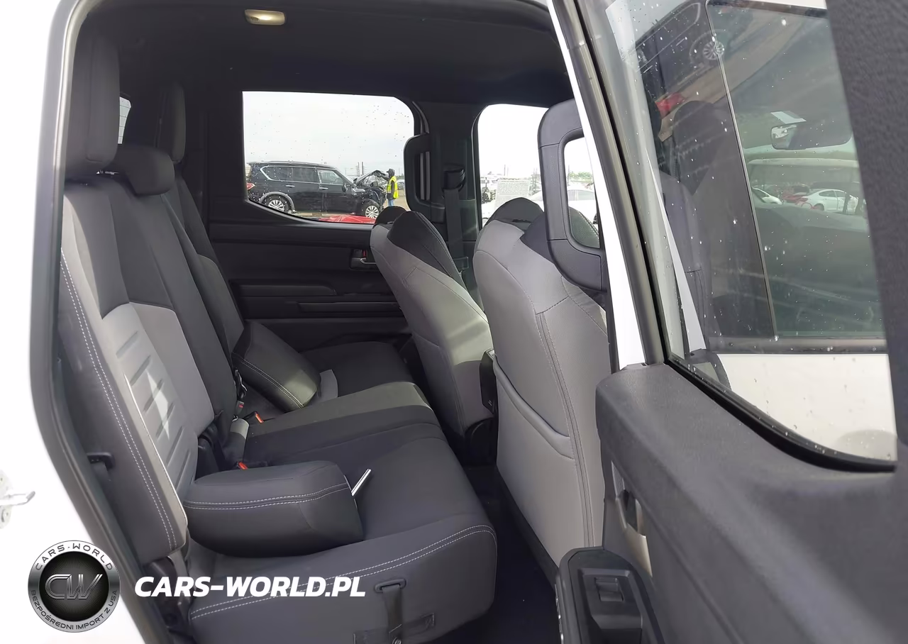 2025 Toyota Tacoma Trd Sport VIN:3TMLB5JN5SM158008 - 8