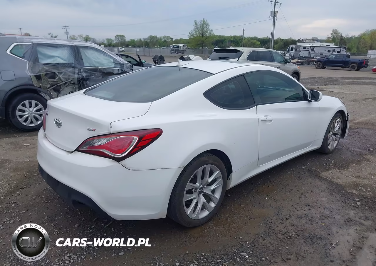 2013 Hyundai Genesis 2.0T Premium VIN:KMHHT6KD4DU086453 - 4