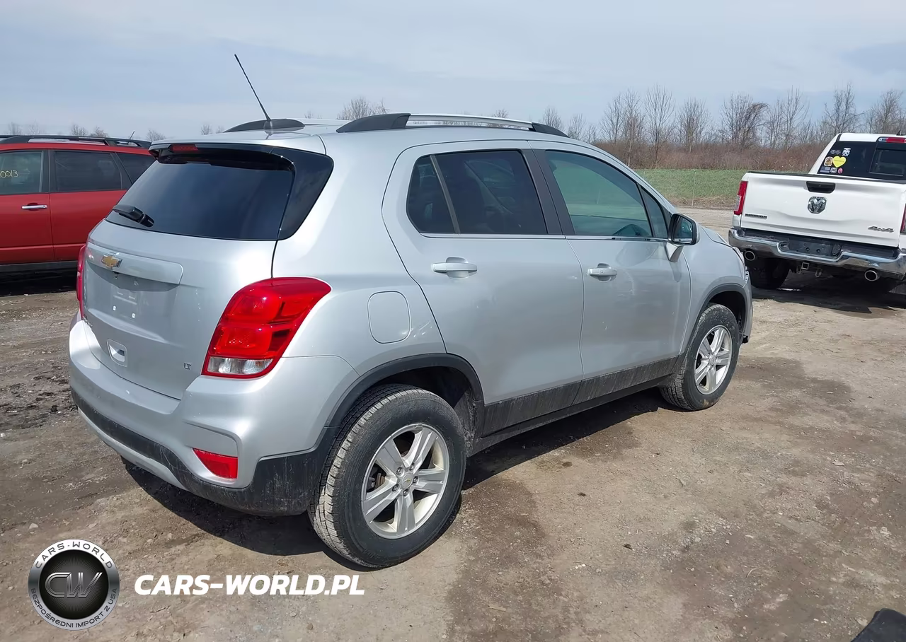 2020 Chevrolet Trax Awd Lt VIN:KL7CJPSB3LB323238 - 4