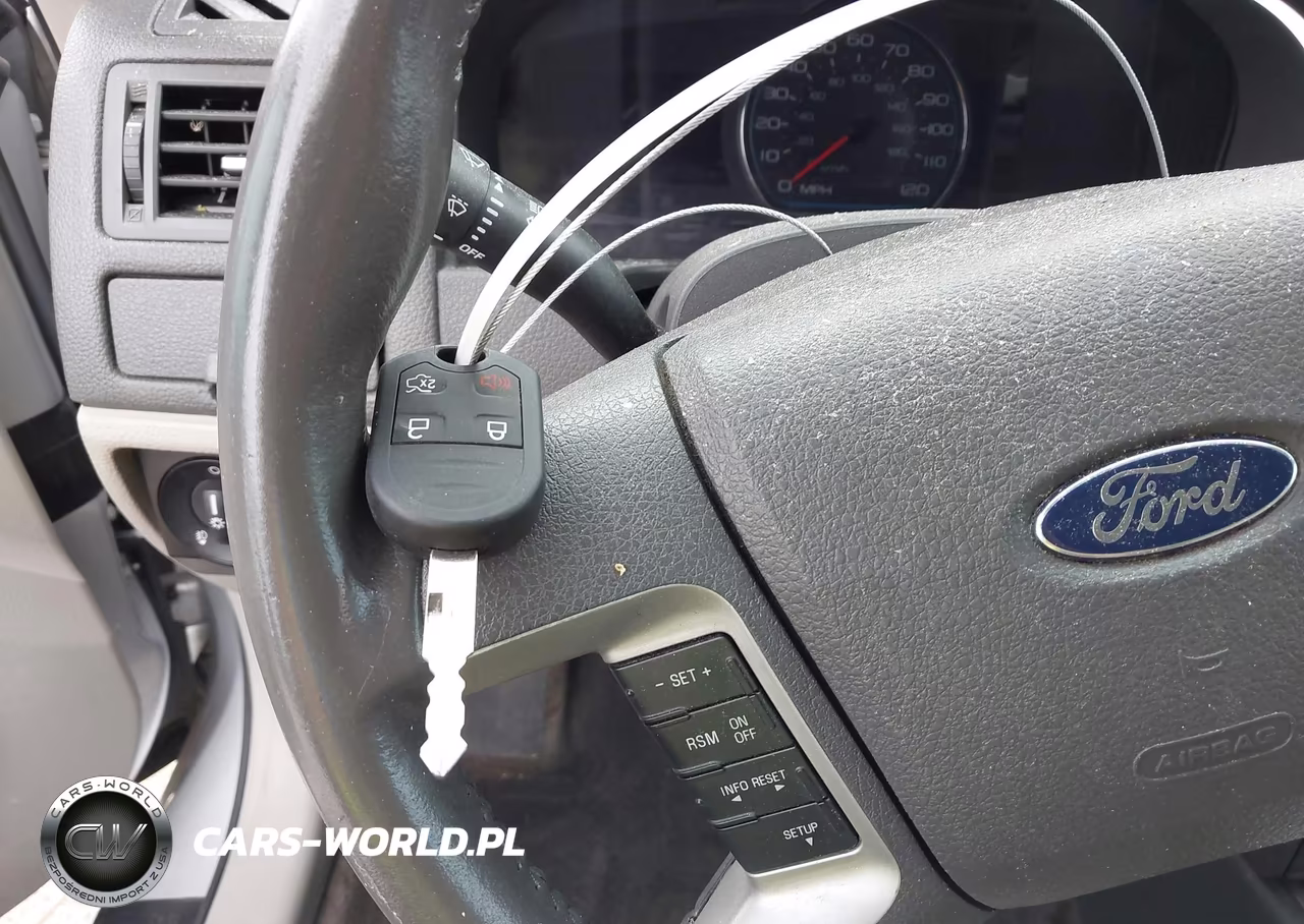 2010 Ford Fusion Hybrid VIN:3FADP0L39AR133799 - 11