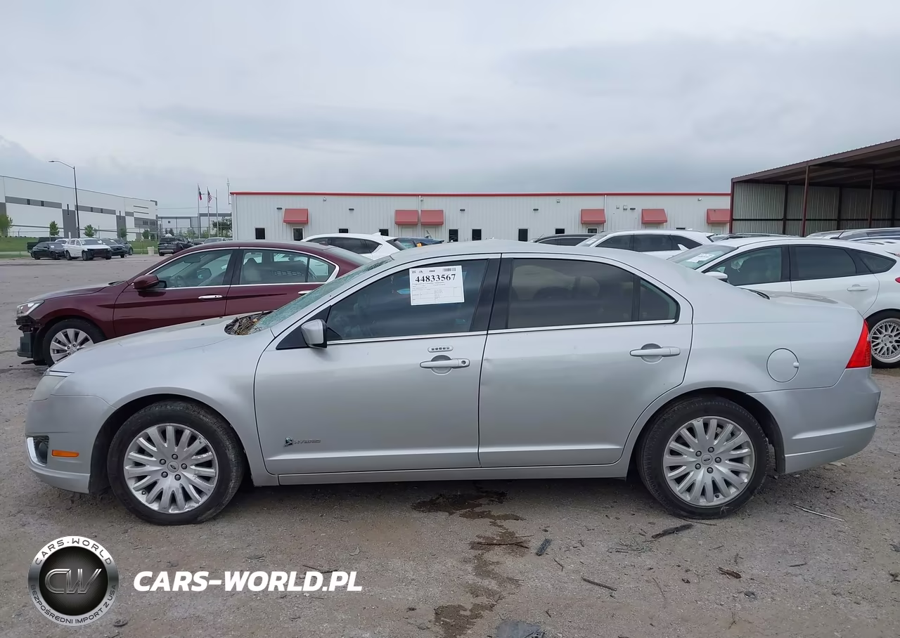 2010 Ford Fusion Hybrid VIN:3FADP0L39AR133799 - 14
