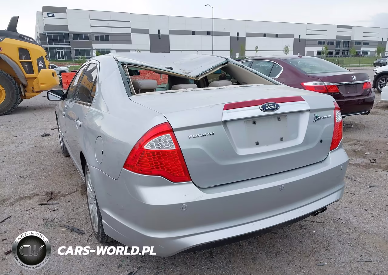 2010 Ford Fusion Hybrid VIN:3FADP0L39AR133799 - 3