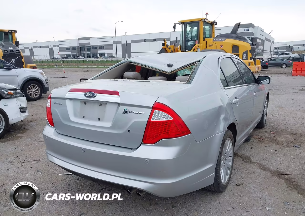 2010 Ford Fusion Hybrid VIN:3FADP0L39AR133799 - 4