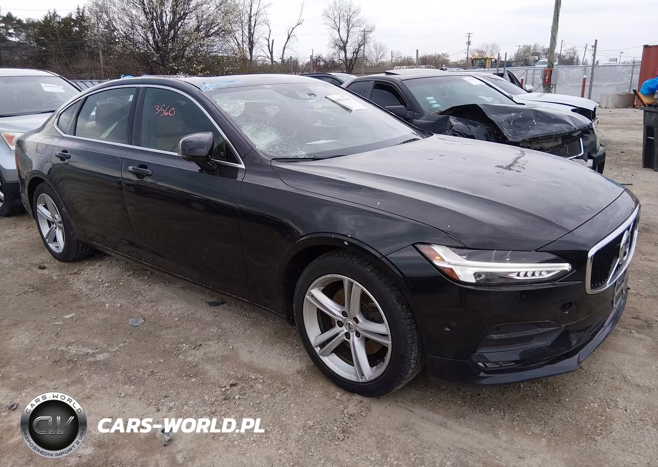 2018 Volvo S90 T5 Momentum