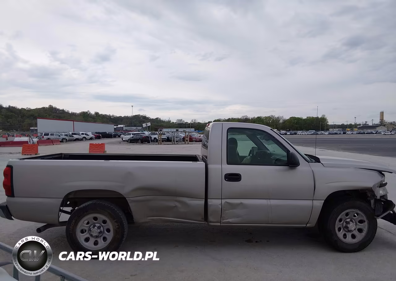 2007 Chevrolet Silverado 1500 Classic Work Truck VIN:1GCEC14X97Z133971 - 13