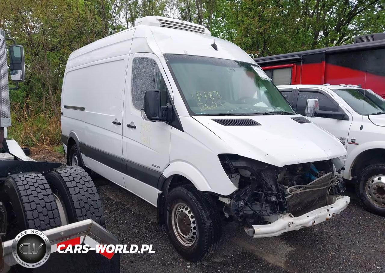 2015 Freightliner Sprinter 2500 Normal Roof