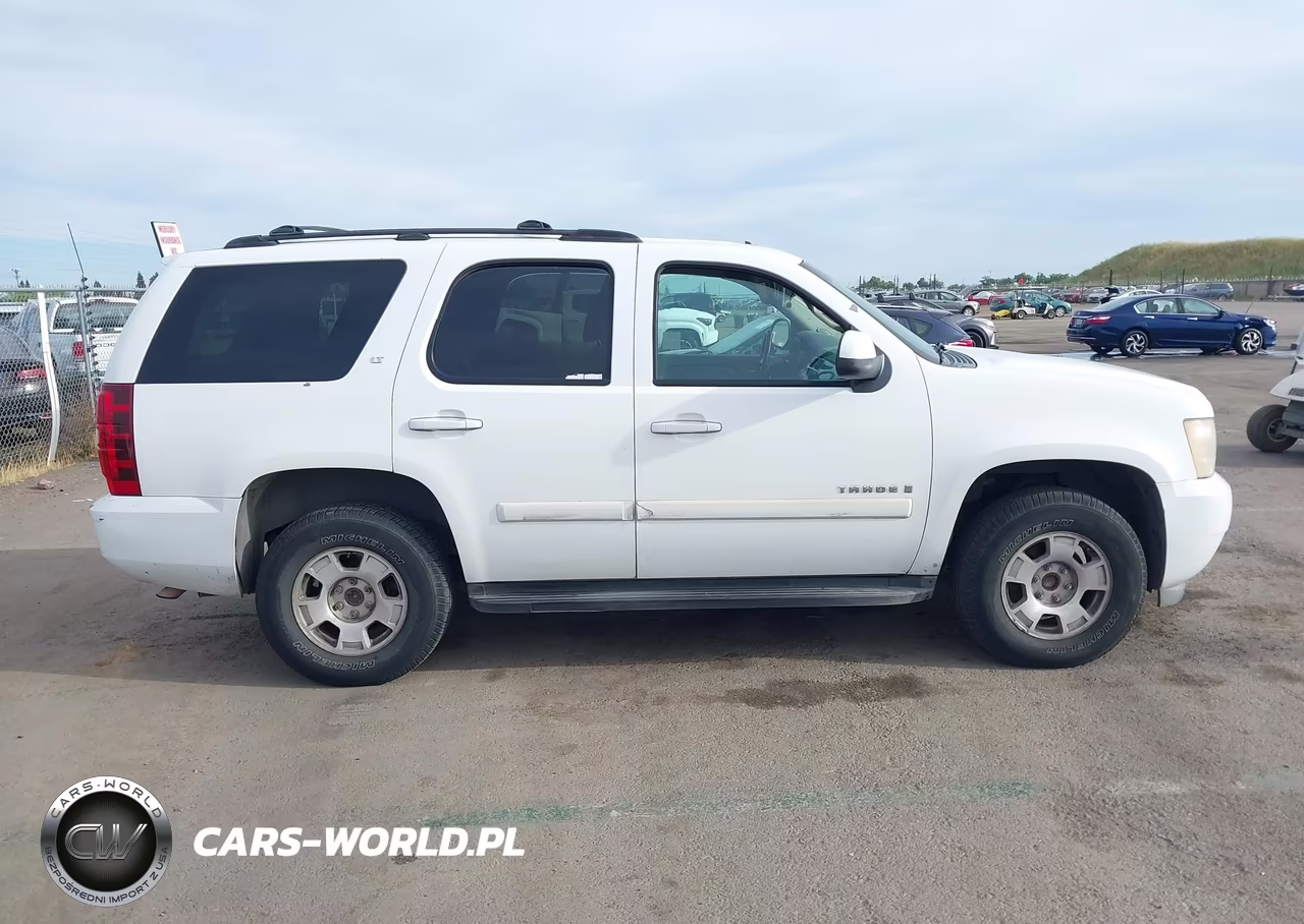 2007 Chevrolet Tahoe Lt VIN:1GNFC13027R182879 - 13