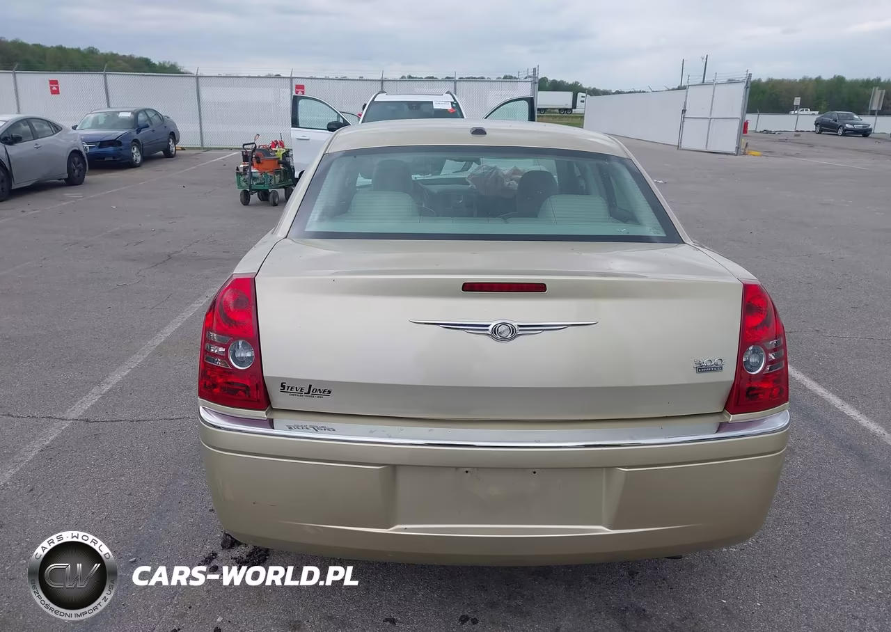 2010 Chrysler 300 Limited VIN:2C3CA3CV6AH148416 - 16